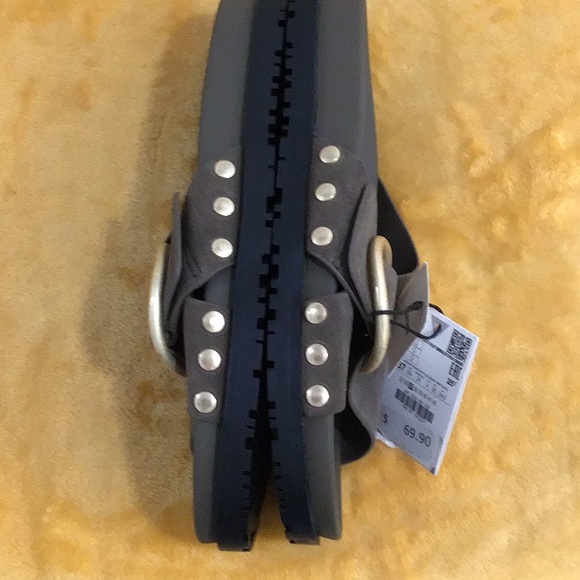 🆕 ZARA Suede Cross Strap Buckle Slides Olive Green - Picture 7 of 11